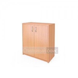 Шкаф низкий закрытый с деревянными дверками